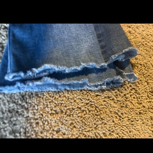 Altar'd State sz.30 flare jeans - Picture 4 of 6
